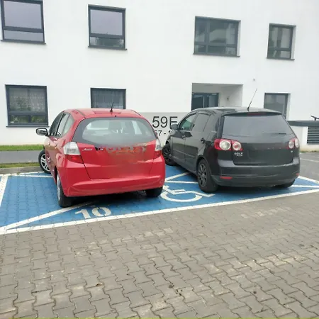 Apartamento Bulgarska Komfortowy Z Trzema Sypialniami I Trzema Lazienkami Oraz Dwoma Miejscami Parkingowymi Poznan