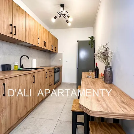 Bulgarska Komfortowy Z Trzema Sypialniami I Trzema Lazienkami Oraz Dwoma Miejscami Parkingowymi Apartamento *