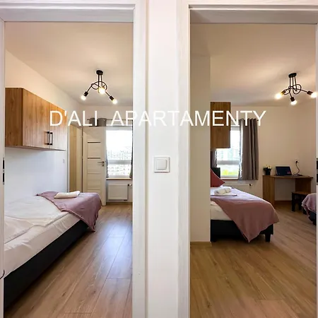 Bulgarska Komfortowy Z Trzema Sypialniami I Trzema Lazienkami Oraz Dwoma Miejscami Parkingowymi Apartament