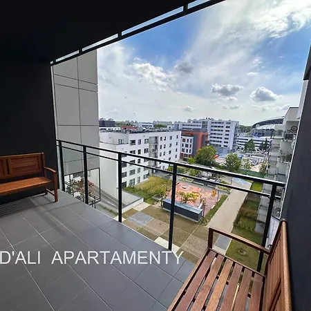 Bulgarska Komfortowy D'ali Z Trzema Sypialniami I Trzema Lazienkami Oraz Dwoma Miejscami Parkingowymi Познань