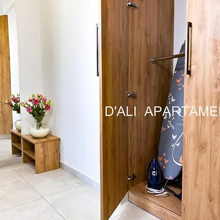 Bulgarska Komfortowy Z Trzema Sypialniami I Trzema Lazienkami Oraz Dwoma Miejscami Parkingowymi Apartament Poznań