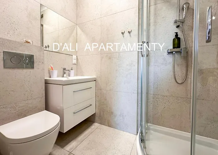 Appartement Bulgarska Komfortowy Z Trzema Sypialniami I Trzema Lazienkami Oraz Dwoma Miejscami Parkingowymi