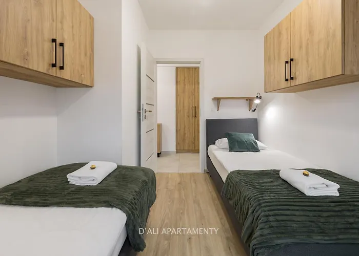 Bulgarska Komfortowy Z Trzema Sypialniami I Trzema Lazienkami Oraz Dwoma Miejscami Parkingowymi Apartment